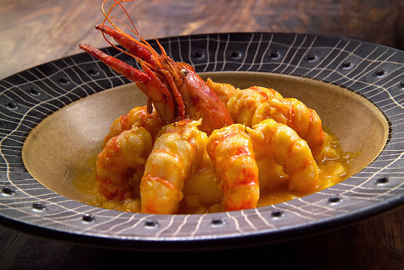 ceviche caliente de camorones
