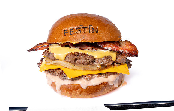 FESTIN8393