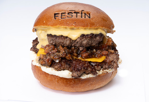 FESTIN8348