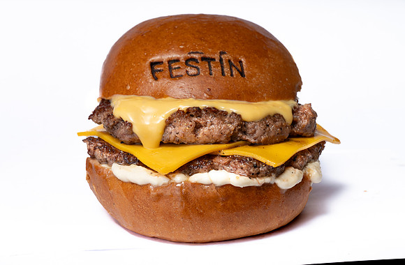 FESTIN8385
