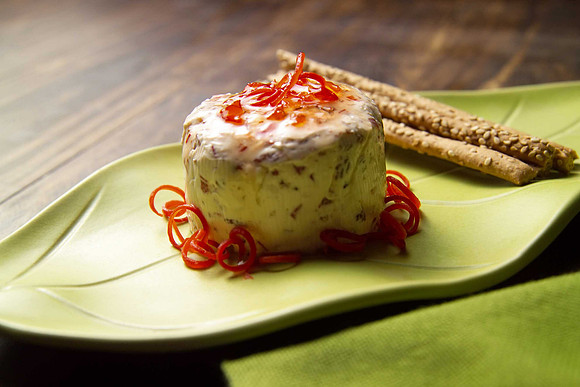 dip pinientos y tocino
